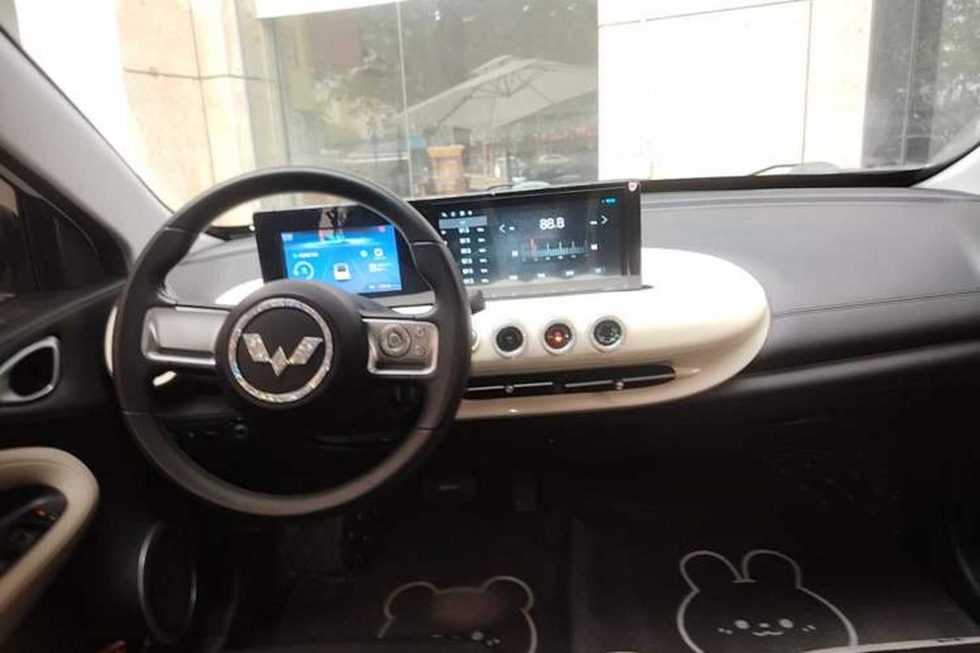 Used Wuling Bingo 2024 203km Light Edition Center Console