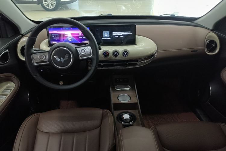 Used Wuling Bingo 2024 333 km Lingxi Connected Version Center Console