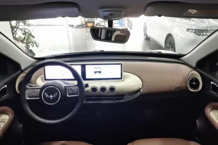 Used Wuling Bingo 2024 333 km Lingxi Connected Version Center Console