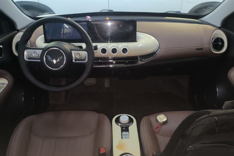 Used Wuling Bingo 2024 333 km Lingxi Connected Version Center Console