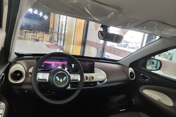 Used Wuling Bingo 2024 333 km Lingxi Connected Version Center Console