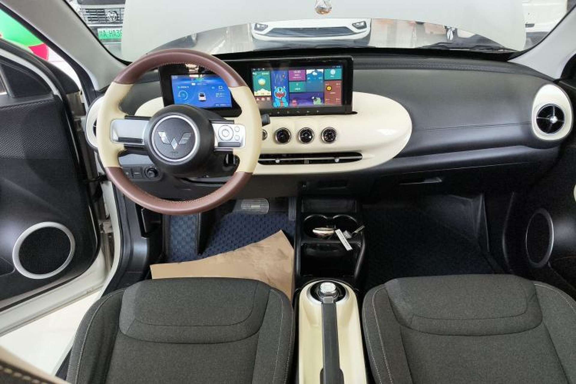 Used Wuling Bingo 2024 203km Light Edition Center Console