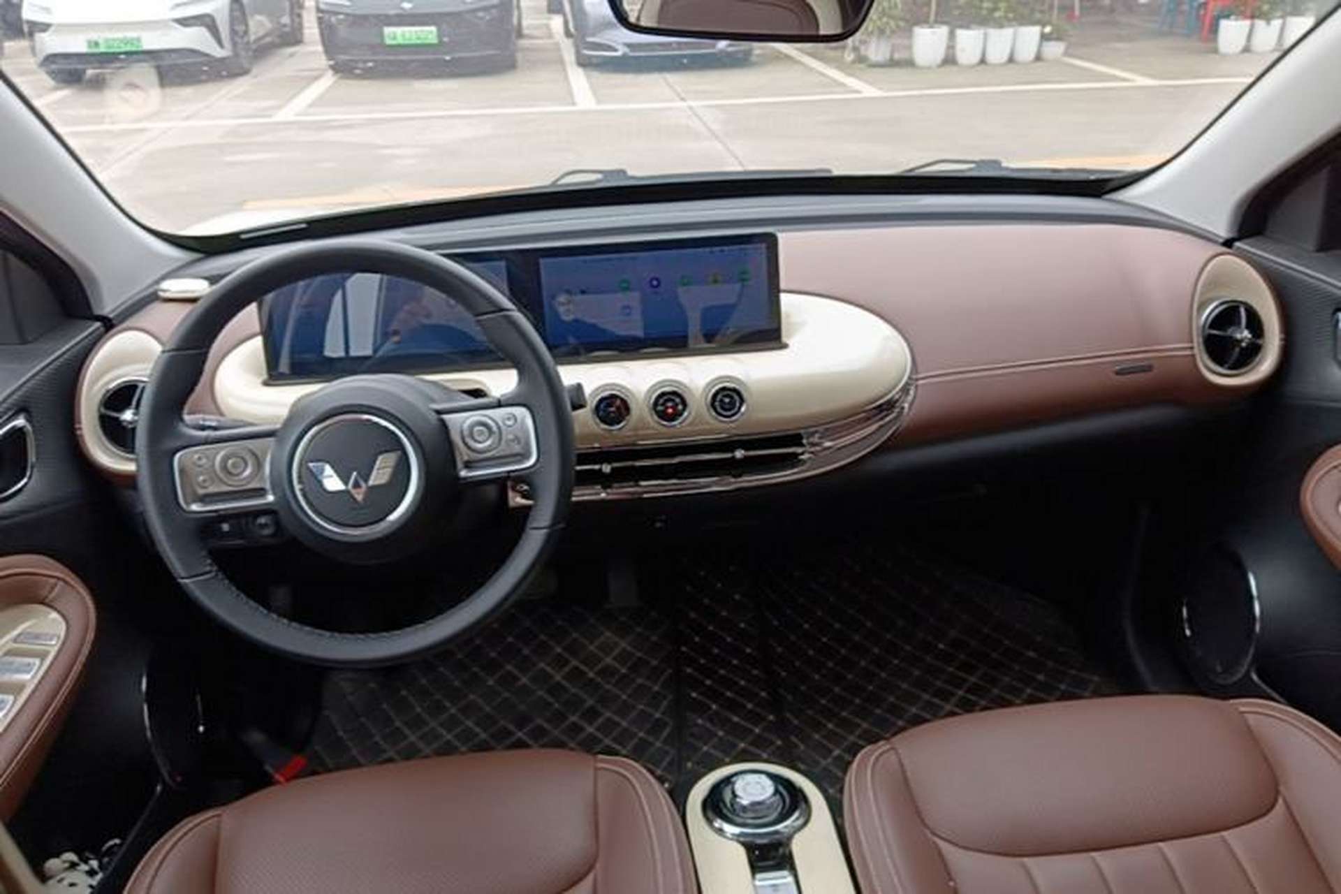 Used Wuling Bingo 2024 333 km Lingxi Connected Version Center Console