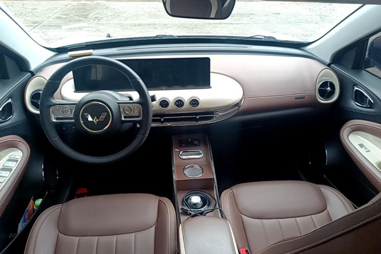 Used Wuling Bingo 2024 333 km Lingxi Connected Version Center Console