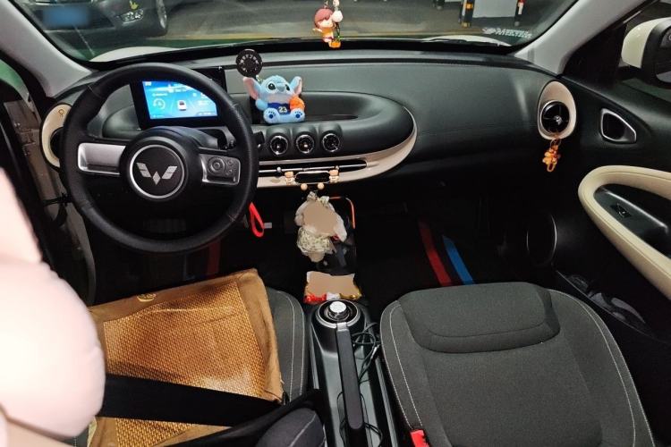Used Wuling Bingo 2024 203km Light Edition Center Console