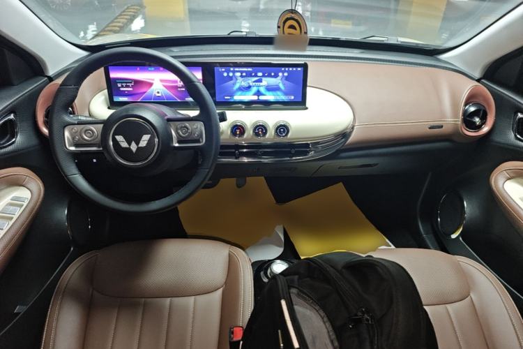 Used Wuling Bingo 2024 333 km Lingxi Connected Version Center Console