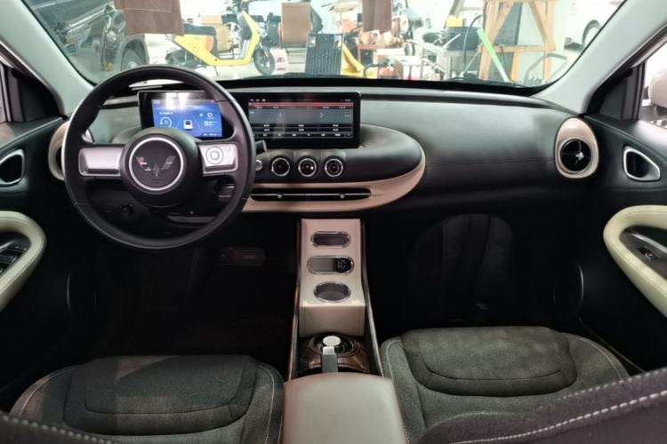 Used Wuling Bingo 2024 203km Light Edition Center Console