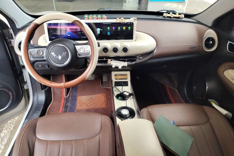 Used Wuling Bingo 2024 333 km Lingxi Connected Version Center Console