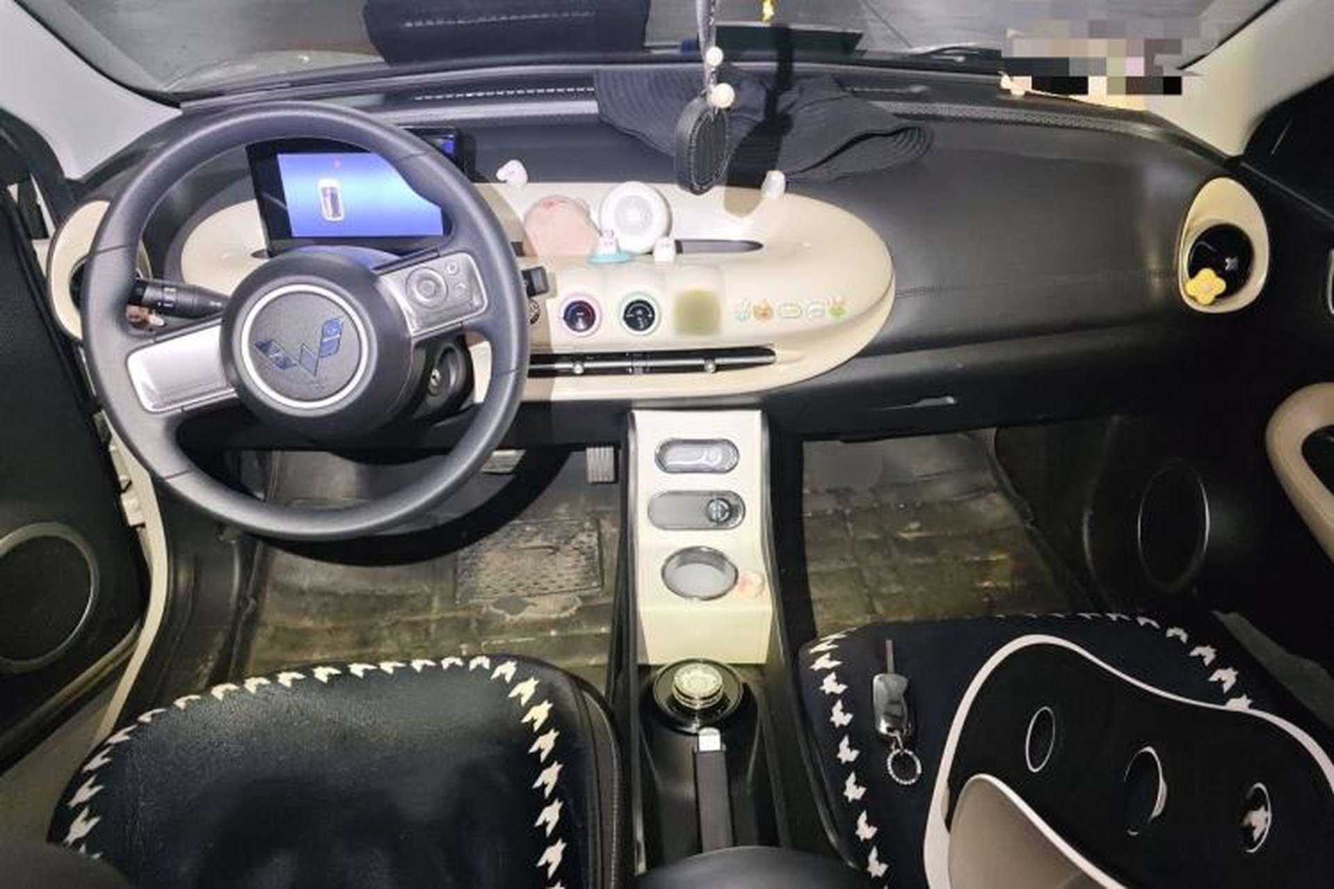 Used Wuling Bingo 2024 203km Light Edition Center Console