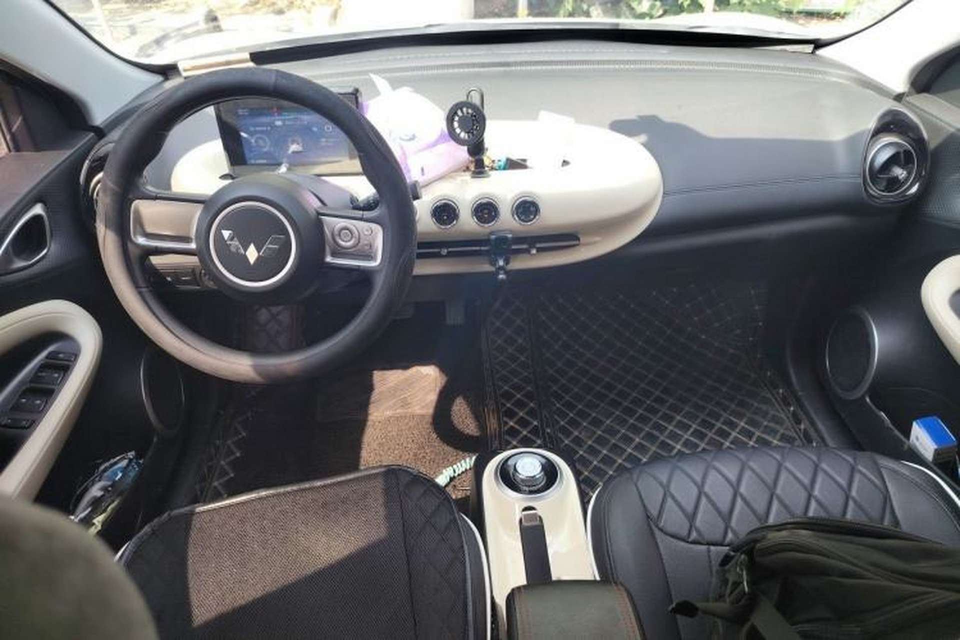 Used Wuling Bingo 2024 203km Light Edition Center Console