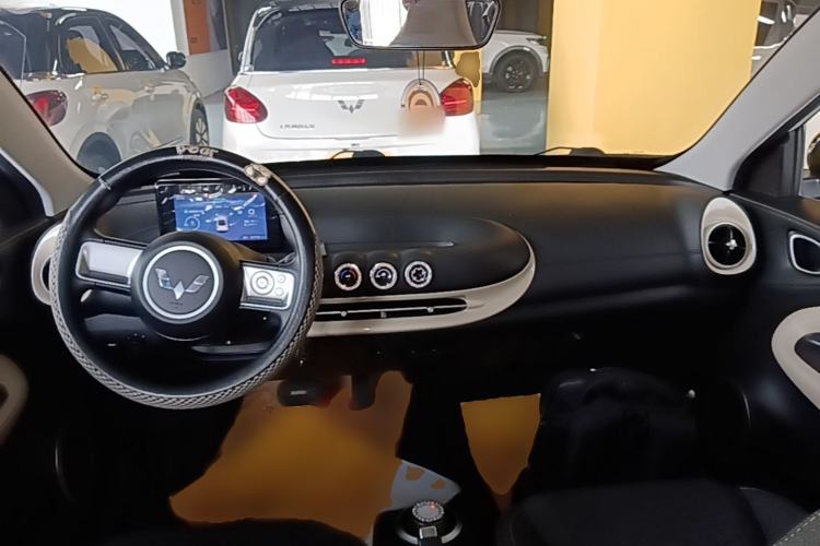 Used Wuling Bingo 2024 203km Light Edition Center Console