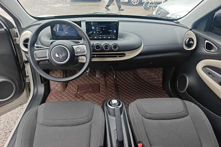 Used Wuling Bingo 2024 203km Light Edition Center Console