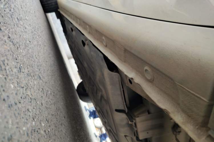 Used Wuling Bingo 2024 333 km Lingxi Connected Version Chassis Rear Left
