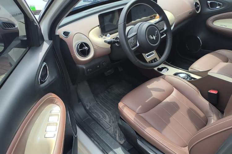Used Wuling Bingo 2024 333 km Enjoyment Version Driver Seat