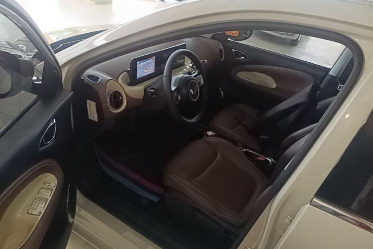 Used Wuling Bingo 2024 333 km Enjoyment Version Driver Seat