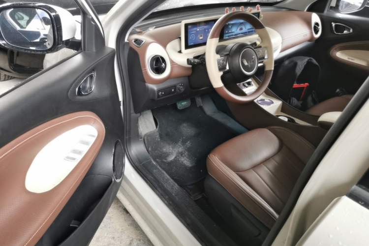 Used Wuling Bingo 2024 333 km Enjoyment Version Driver Seat