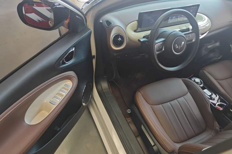 Used Wuling Bingo 2024 333 km Enjoyment Version Driver Seat