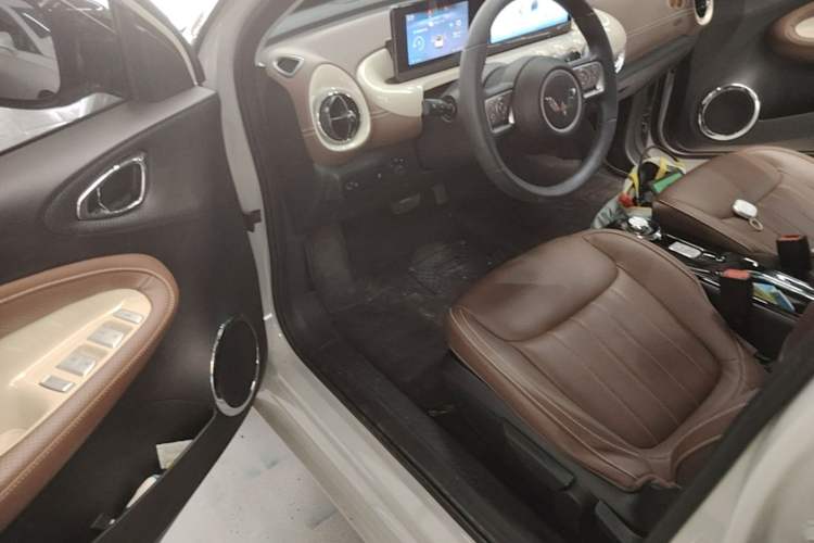 Used Wuling Bingo 2024 333 km Enjoyment Version Driver Seat