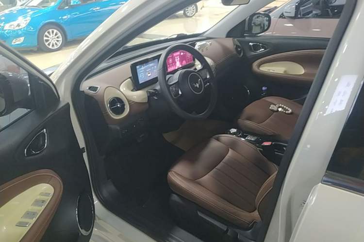 Used Wuling Bingo 2024 333 km Enjoyment Version Driver Seat