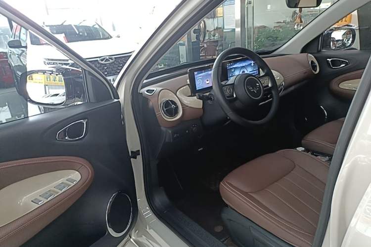 Used Wuling Bingo 2024 333 km Enjoyment Version Driver Seat
