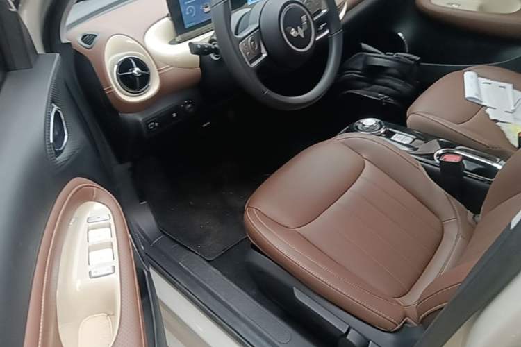 Used Wuling Bingo 2024 333 km Enjoyment Version Driver Seat