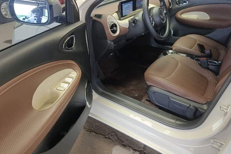 Used Wuling Bingo 2024 333 km Enjoyment Version Driver Seat