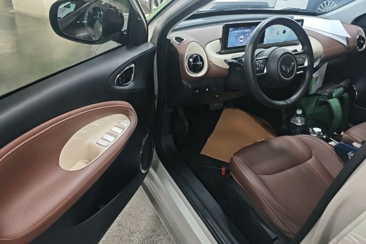 Used Wuling Bingo 2024 333 km Enjoyment Version Driver Seat