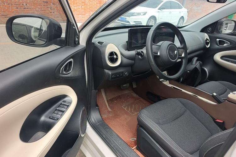Used Wuling Bingo 2024 203km Light Edition Driver Seat