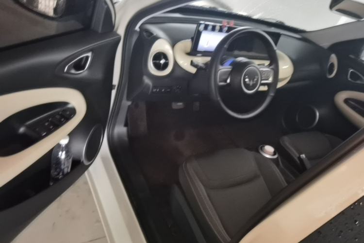 Used Wuling Bingo 2024 203km Light Edition Driver Seat