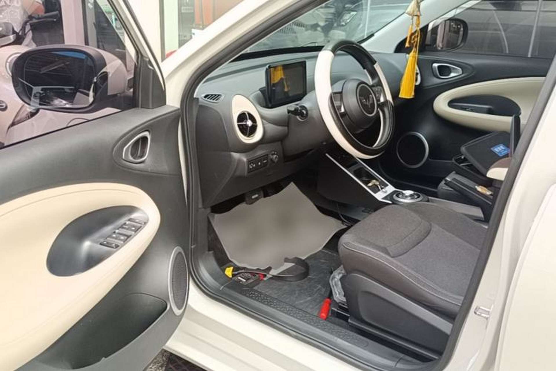 Used Wuling Bingo 2024 203km Light Edition Driver Seat