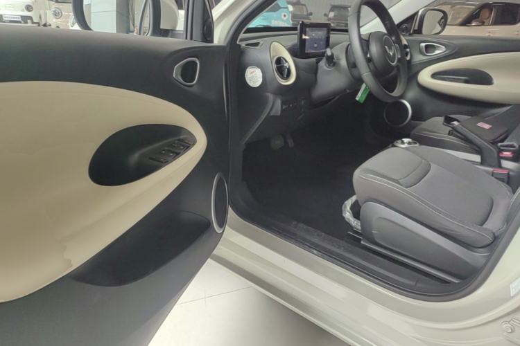 Used Wuling Bingo 2024 203km Light Edition Driver Seat