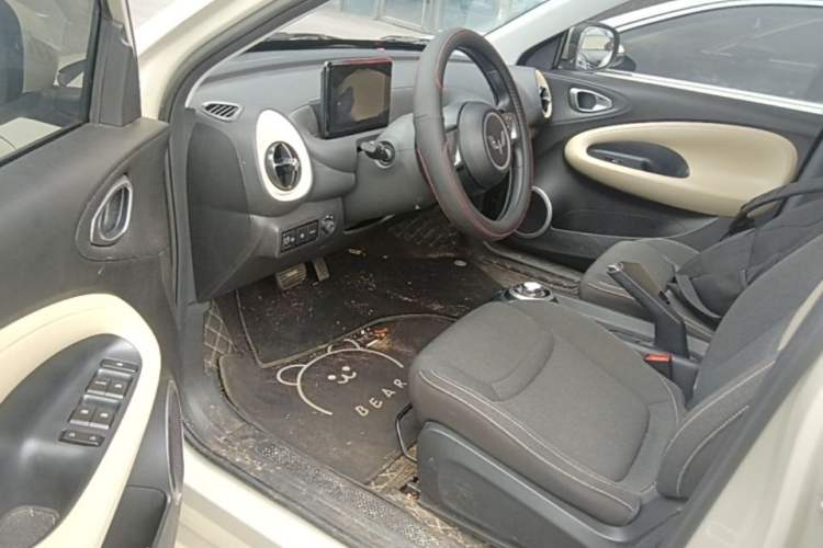 Used Wuling Bingo 2024 203km Light Edition Driver Seat