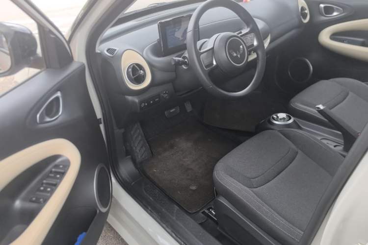 Used Wuling Bingo 2024 203km Light Edition Driver Seat
