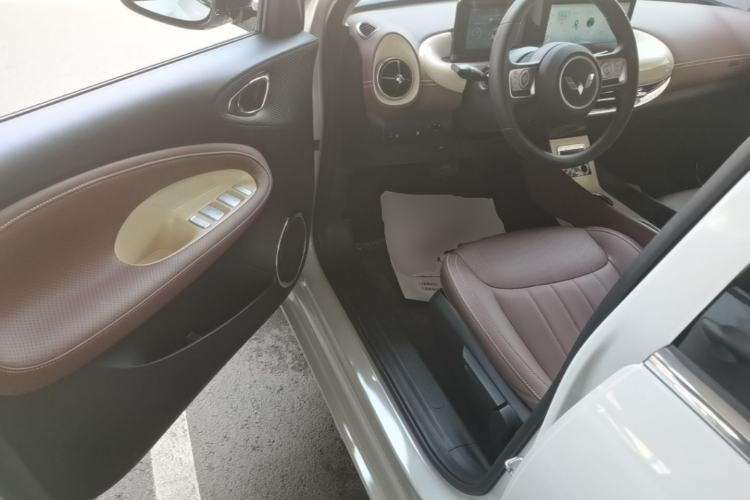 Used Wuling Bingo 2024 333 km Enjoyment Version Driver Seat