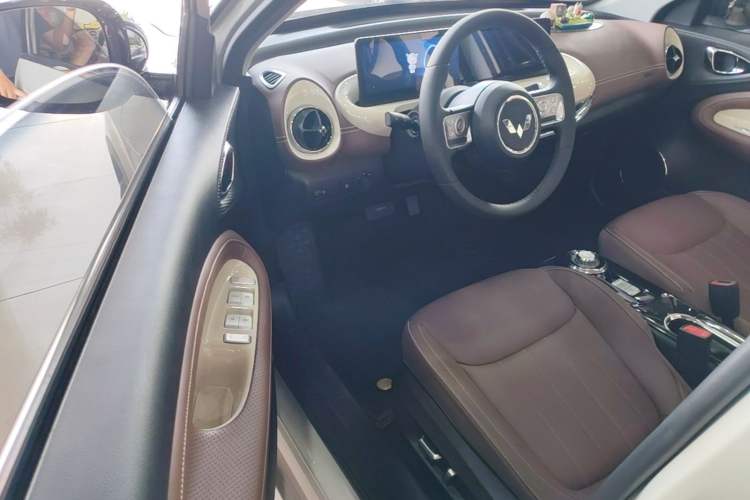Used Wuling Bingo 2024 333 km Lingxi Connected Version Driver Seat