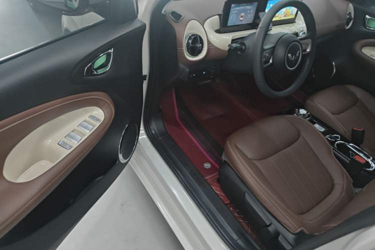 Used Wuling Bingo 2024 333 km Enjoyment Version Driver Seat