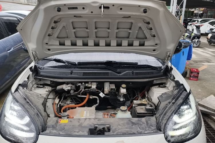 Used Wuling Bingo 2024 333 km Enjoyment Version Engine Bay