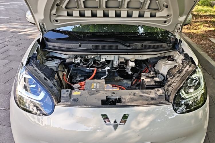Used Wuling Bingo 2024 203km Light Edition Engine Bay