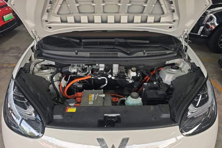 Used Wuling Bingo 2024 333 km Lingxi Connected Version Engine Bay