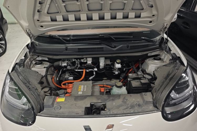Used Wuling Bingo 2024 333 km Enjoyment Version Engine Bay