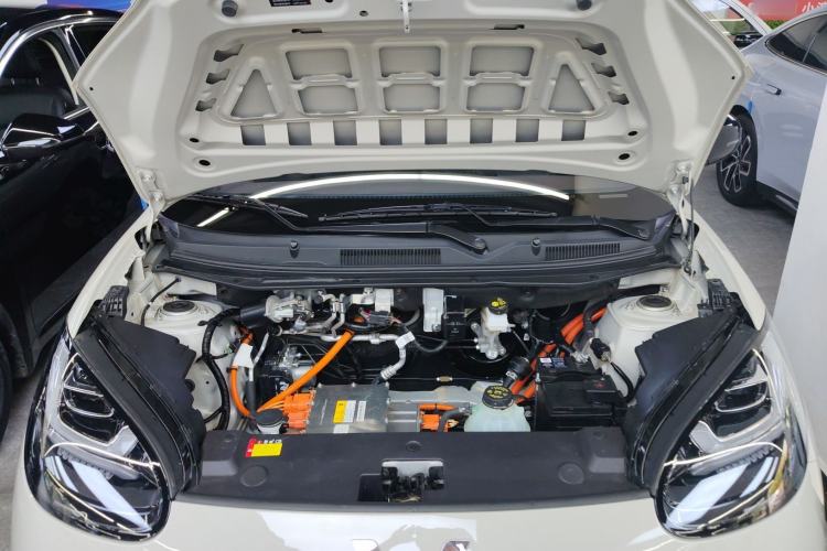 Used Wuling Bingo 2024 333 km Enjoyment Version Engine Bay