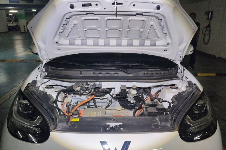 Used Wuling Bingo 2024 203km Light Edition Engine Bay