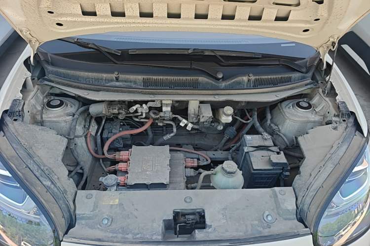 Used Wuling Bingo 2024 333 km Enjoyment Version Engine Bay