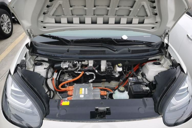 Used Wuling Bingo 2024 333 km Enjoyment Version Engine Bay