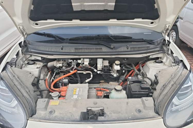 Used Wuling Bingo 2024 333 km Enjoyment Version Engine Bay