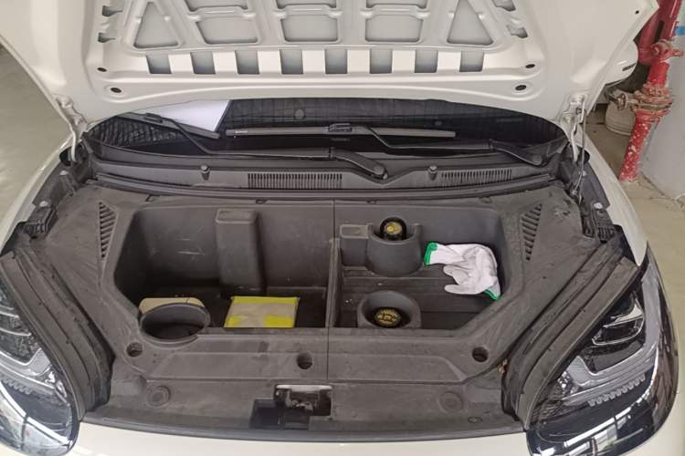 Used Wuling Bingo 2024 333 km Enjoyment Version Engine Bay