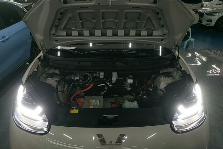 Used Wuling Bingo 2024 333 km Enjoyment Version Engine Bay