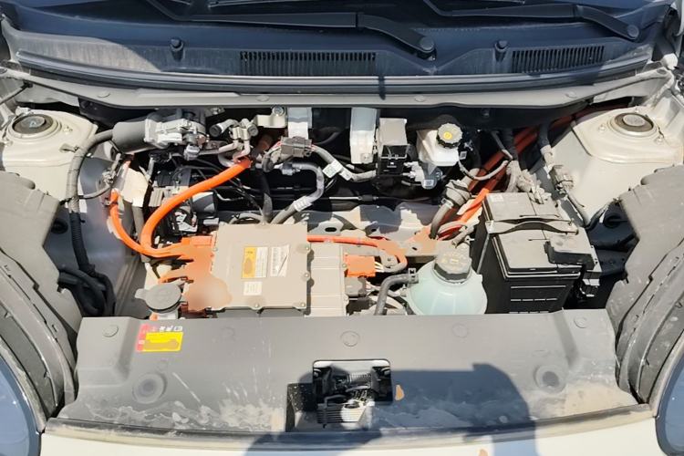 Used Wuling Bingo 2024 333 km Enjoyment Version Engine Bay