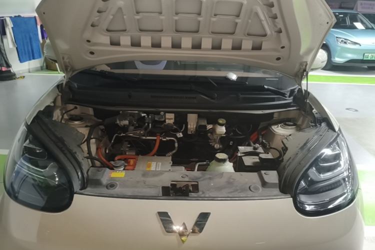 Used Wuling Bingo 2024 333 km Enjoyment Version Engine Bay