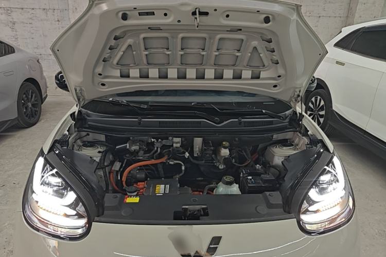 Used Wuling Bingo 2024 333 km Enjoyment Version Engine Bay